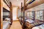 Guest Bedroom - Royal Elk Villas - Gondola Resorts 